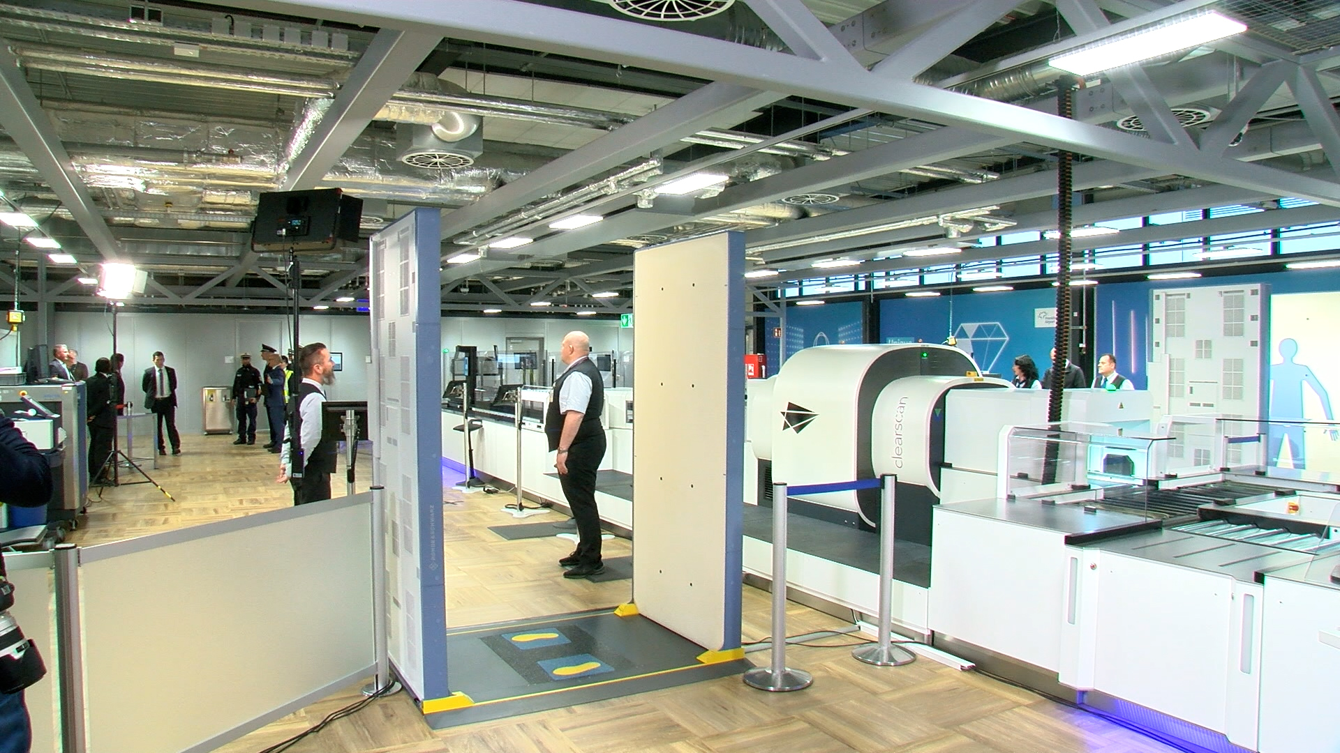 Neue Sicherheitsscanner am Frankfurter Flughafen